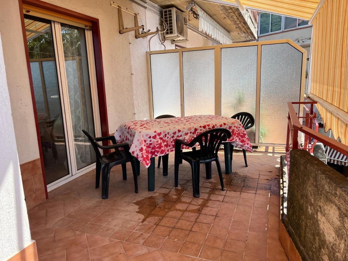 Acicastello House Apartment Aci Castello Exterior photo